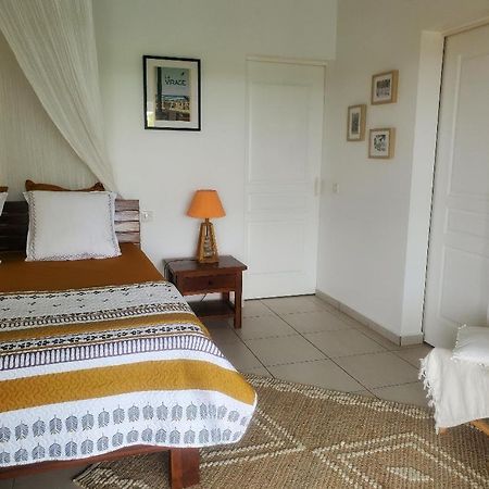 Chambre D'Hote Avec Vue Mer Grand-Bourg  Extérieur photo